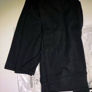 New Zyia Activewear Black Lined Battleship Pocket Drawstring Luxe 7/8 24”